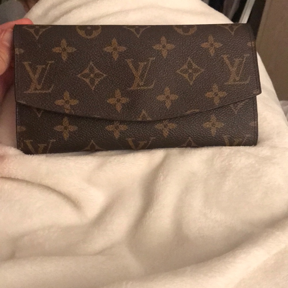 LOUIS VUITTON WALLET 🤩